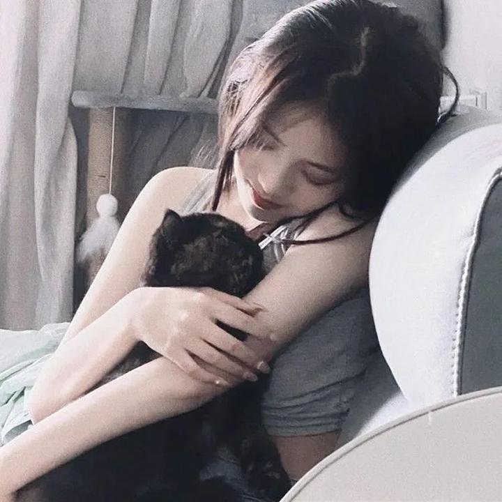扭曲的地球